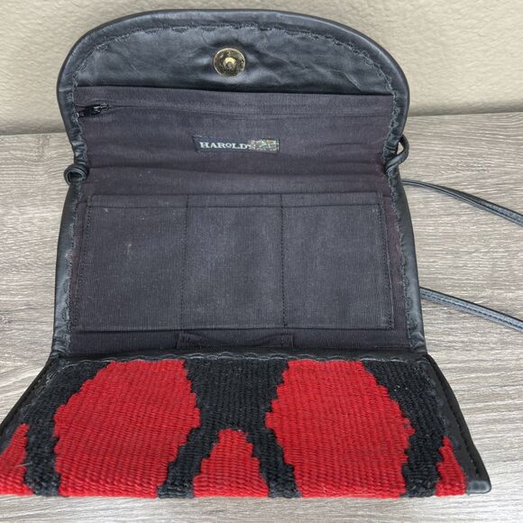 Harold's Kilim Style Crossbody Bag Wallet Woven Red Black Hippie Boho Southwest - Picture 2 of 9